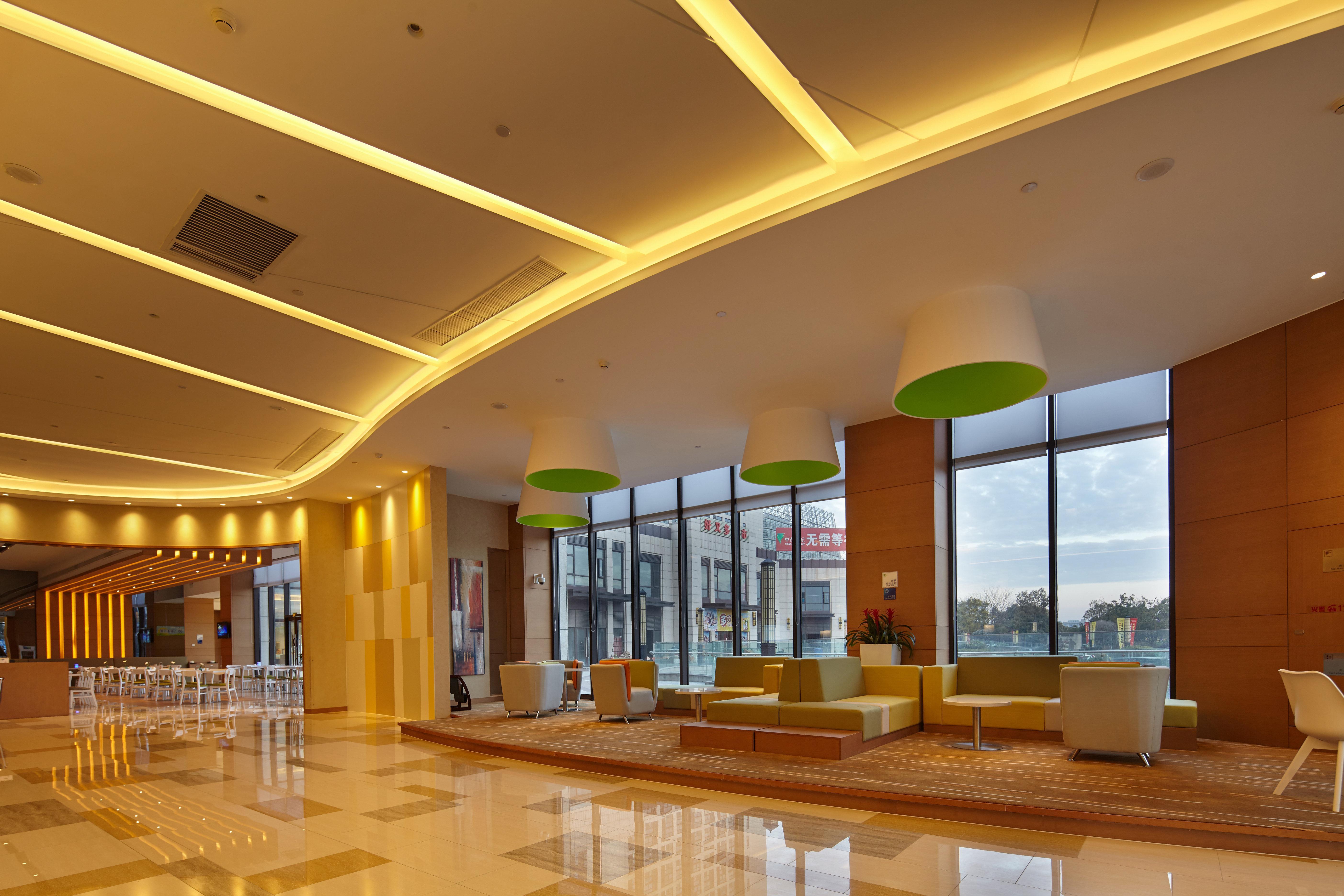 Holiday Inn Express Shanghai Jiading Industry Park, An Ihg Hotel Exterior foto