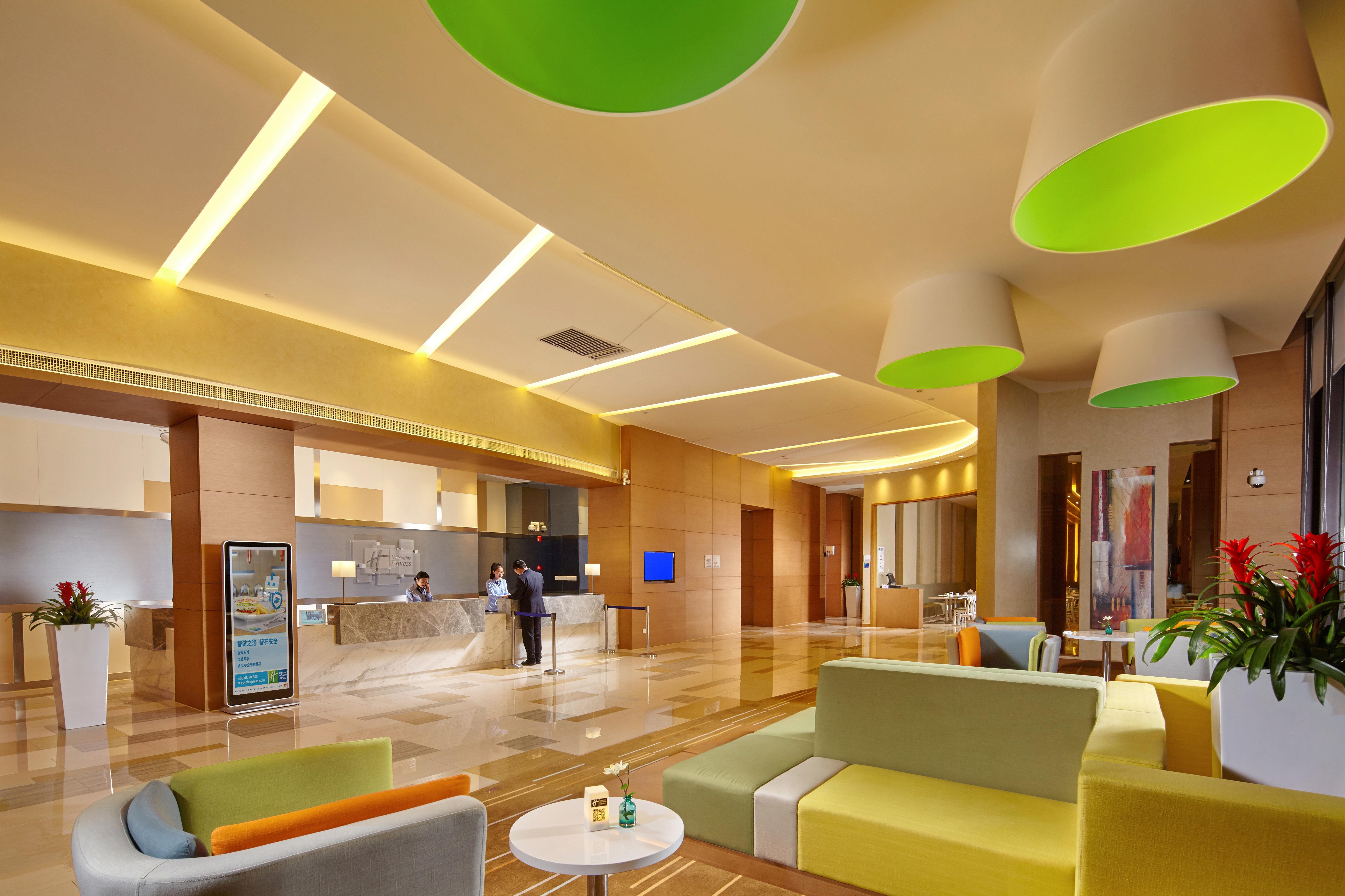 Holiday Inn Express Shanghai Jiading Industry Park, An Ihg Hotel Exterior foto